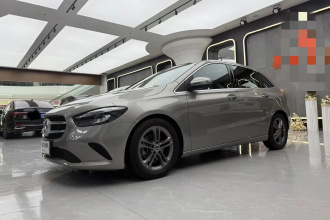 奔驰B级 2020款 B 200 动感型