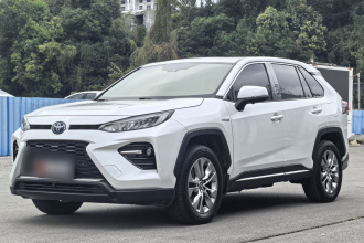 丰田 威兰达 2020款 双擎 2.5L E-CVT两驱豪华版