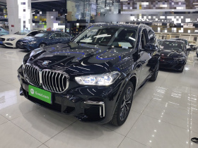 宝马X5 2022款 改款 xDrive 30Li 尊享型M运动套装