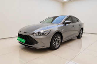 比亚迪 秦PLUS 2023款  冠军版 DM-i 120KM超越型