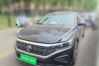 大众 帕萨特 2025款 出众款 380TSI 龙腾版
