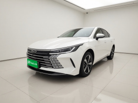 比亚迪 驱逐舰05 2024款 荣耀版 DM-i 120KM 豪华型