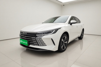 比亚迪 驱逐舰05 2024款 荣耀版 DM-i 120KM 豪华型