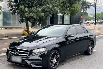 奔驰E级 2017款 E 300 运动型