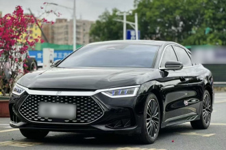 比亚迪 汉 2023款 DM-i 冠军版 121KM 尊荣型