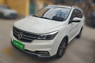 宝骏730 2017款 1.8L iAMT尊享型 7座