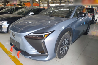 雷克萨斯RZ 2023款 450e 四驱纵行版