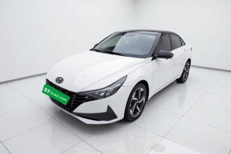 现代 伊兰特 2021款 1.5L CVT LUX尊贵版