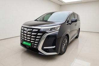 腾势D9 2024款 DM-i 980 四驱尊荣型