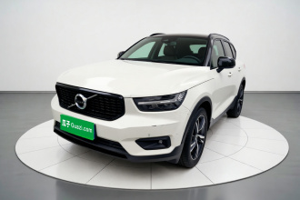 沃尔沃XC40 2021款 T4 四驱智远运动版