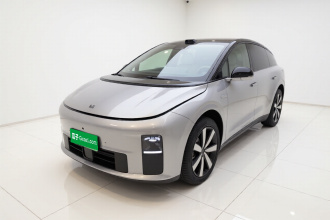 理想汽车 理想i6 2025款 四驱标准版