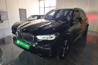 宝马X5 2022款 改款 xDrive 30Li 尊享型M运动套装