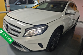 奔驰GLA 2016款 GLA 220 4MATIC 豪华型