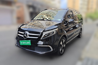 奔驰V级 2021款 V 260 L 长轴距尊贵版