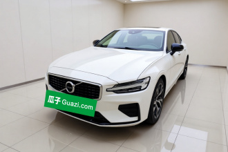 沃尔沃S60 2020款 T4 智远运动版