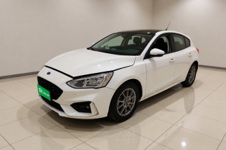福特 福克斯 2021款 两厢 EcoBoost 180 自动锋潮型