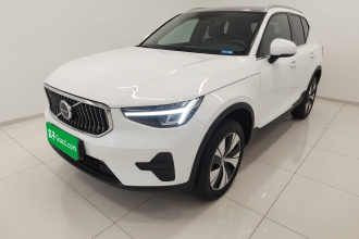 沃尔沃XC40 2023款 B3 智远豪华版