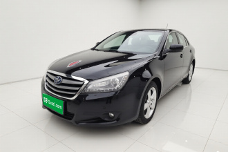 奔腾B90 2014款 1.8T 自动豪华型