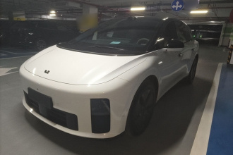 理想汽车 理想i6 2025款 两驱标准版