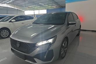 标致408 2022款 1.6T 追光版