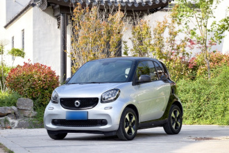 smart fortwo 2018款 1.0L 52千瓦硬顶激情版 国V