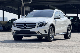 奔驰GLA 2015款 GLA 220 4MATIC 豪华型