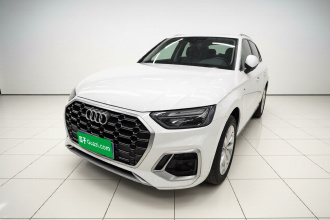 奥迪Q5L 2022款 改款 40T 豪华动感型