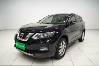 日产 奇骏 2023款 经典 2.0L 两驱智联臻享版