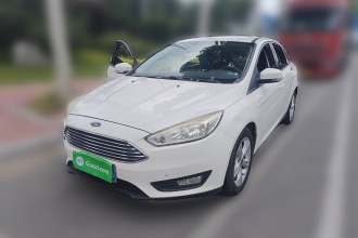 福特 福克斯 2015款 三厢 1.6L 自动舒适型