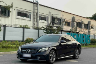 奔驰C级 2019款 改款 C 260 L 运动版