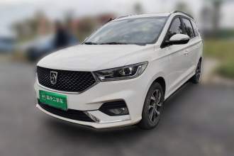宝骏360 2019款 改款 1.5L 手动豪华型 国VI