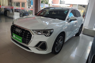 奥迪Q3 2022款 40 TFSI 时尚动感型