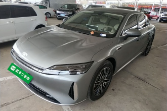 奇瑞风云 风云A9L 2025款 260超长续航豪华版