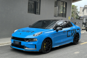 领克03 2022款 03+ Cyan 定制版性能套装