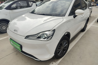 哪吒汽车 哪吒V 2022款 潮 400 Lite