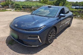 吉利银河 银河星耀8 2025款 130km EM-P 星舰版