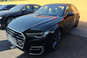 奥迪A6L 2026款 45 TFSI 臻选动感型