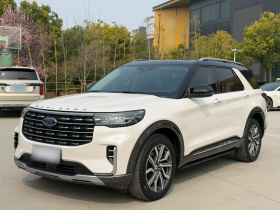 福特 探险者 2023款 EcoBoost 285 四驱钛金版 6座