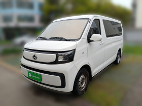 长安凯程 长安睿行EM60 2025款 客运版 舒适型 6座 300km  对开门