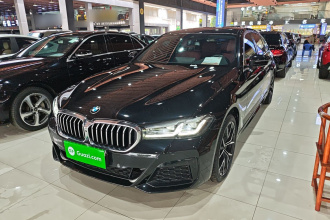 宝马5系 2022款 改款三 530Li 尊享型 M运动套装