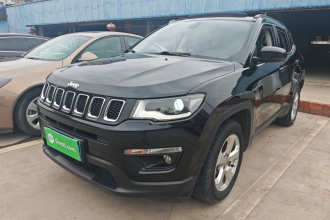 Jeep 指南者 2020款 220T 自动领先版