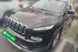 Jeep 自由光 2017款 2.0L 优越版