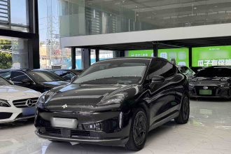 昊铂HT 2023款 670 后驱特高压版