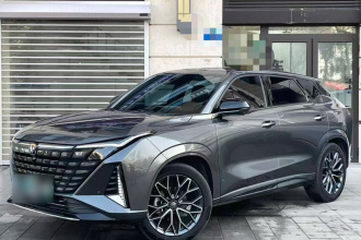 长安UNI-Z新能源 2024款 蓝鲸智电iDD 125km 超越型