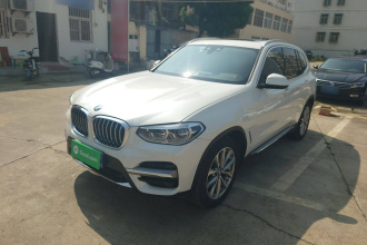 宝马X3 2021款 改款 xDrive25i 豪华套装