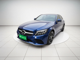 奔驰C级 2020款 改款 C 260 L 运动版 4MATIC