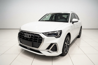 奥迪Q3 2022款 40 TFSI 时尚动感型