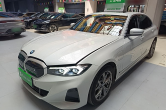 宝马i3 2022款 eDrive 35 L