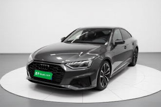 奥迪A4L 2022款 40 TFSI 豪华动感型