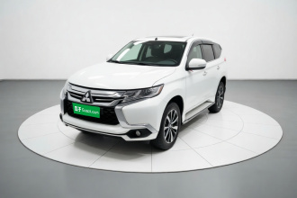 三菱 帕杰罗·劲畅(进口) 2019款 3.0L 标准型